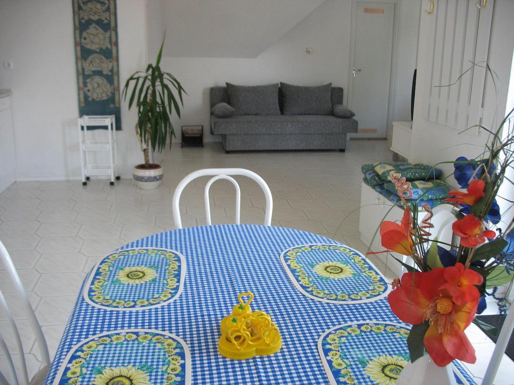 Doina Apartman Залакарош Номер фото